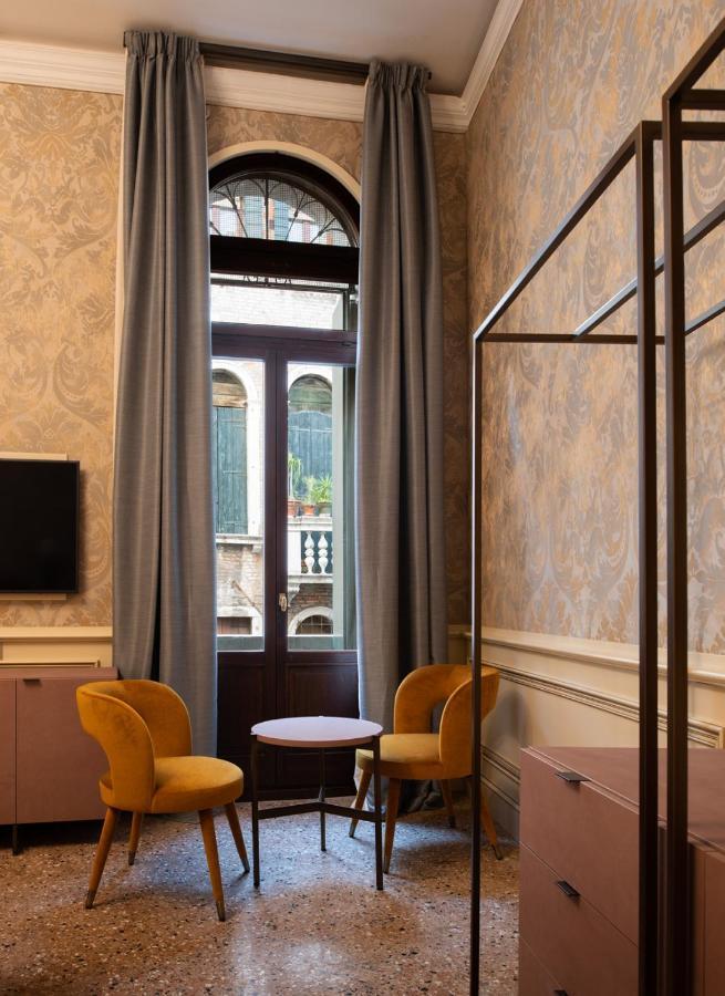 Eight Venezia Hotel Exterior photo